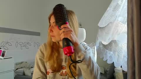 karen0092 online show from April 28, 11:03 am