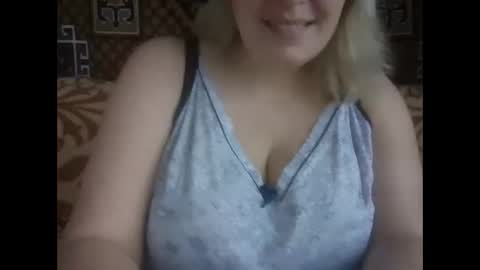 Karilina Hi online show from December 1, 8:45 am