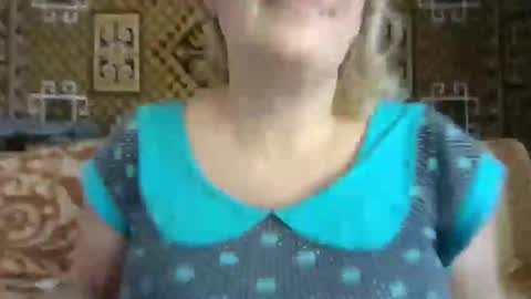 Karilina Hi online show from December 14, 12:33 pm