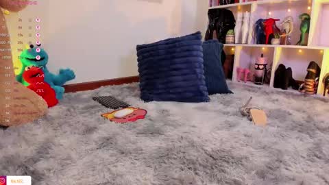 Karina  online show from March 5, 12:30 am