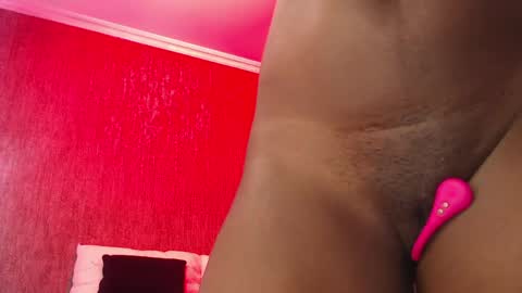 Im Karina online show from April 15, 1:36 pm