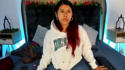 Karla Gonzaless online show from January 13, 11:40 am