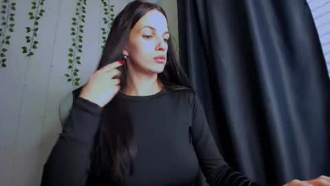 karla_lim online show from October 21, 1:48 pm