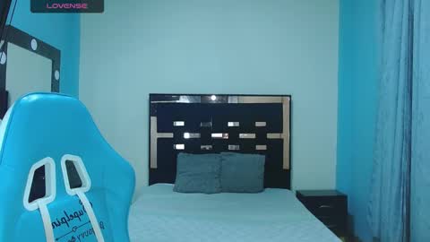 karla online show from March 19, 12:27 am