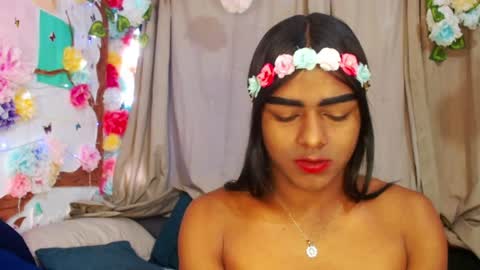 Snapshot of karly_coffe chatting on February 4, 11:38 am KARLY.  online show from February 4, 11:38 am