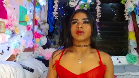 Snapshot of karly_coffe chatting on February 13, 9:30 am KARLY.  online show from February 13, 9:30 am