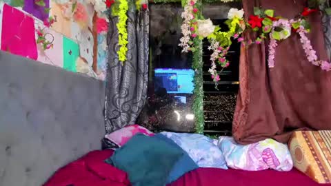 KARLY.  online show from July 7, 9:46 am