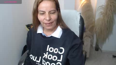 KARLYE online show from January 17, 1:37 am