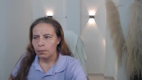 KARLYE online show from December 17, 2:40 am