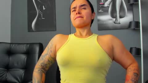   online show from April 18, 7:07 pm