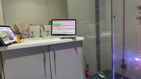 KarmaRosexx online show from January 7, 1:14 pm