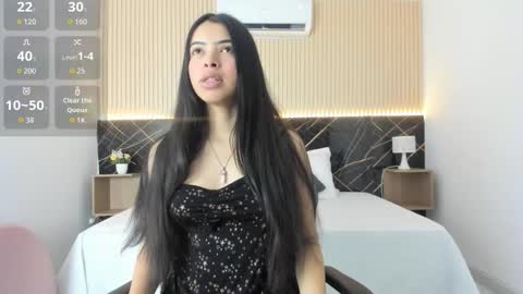karol_cortes online show from October 13, 12:51 pm