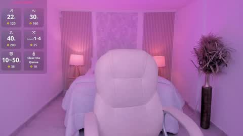 karol_priston online show from April 11, 7:13 am