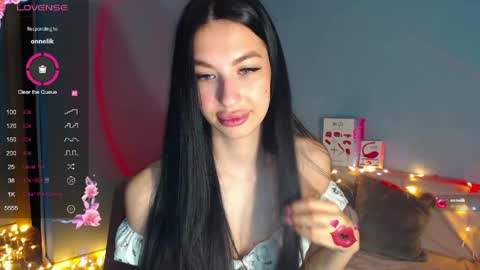 Kira online show from May 9, 2:28 am
