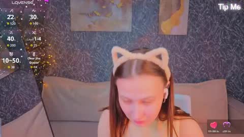 Karolina online show from May 13, 1:37 am