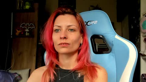 karoline121 online show from April 1, 1:52 pm