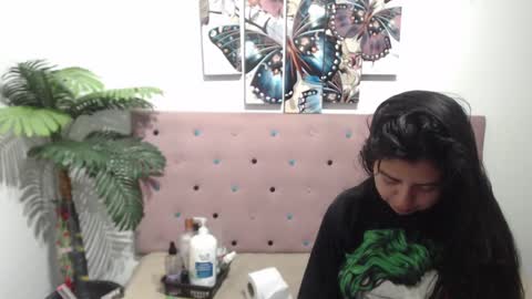 Isa online show from March 12, 4:30 am