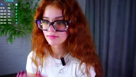 lina online show from April 14, 2:20 pm