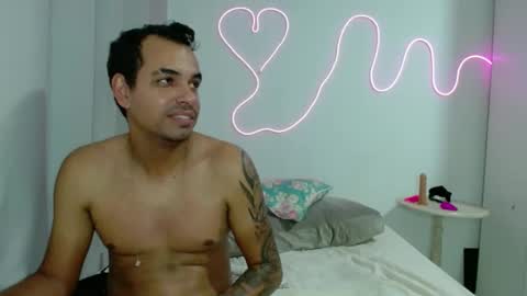 Tamires e Maicon online show from January 30, 8:21 pm