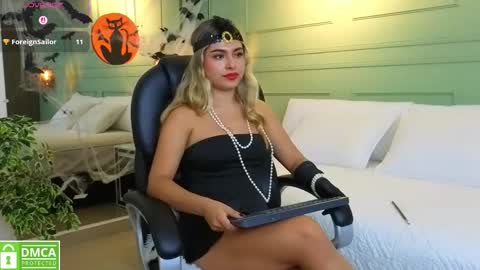 Kat online show from October 21, 12:32 pm