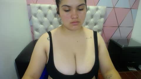 katalina santana25 online show from February 8, 6:55 pm