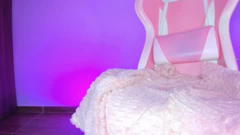 katalinaferreirax online show from March 11, 1:08 am
