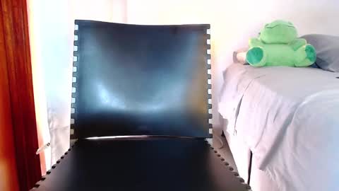 katalinaferreirax online show from December 2, 9:12 pm