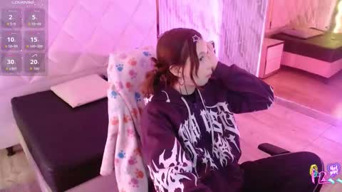 katana_tay online show from February 23, 3:31 am