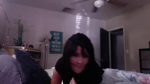 Snapshot of katbrake chatting on October 28, 10:00 pm sexykat online show from October 28, 10:00 pm