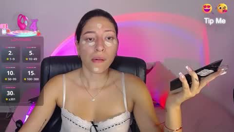 Carla Palmer online show from February 5, 2:04 am