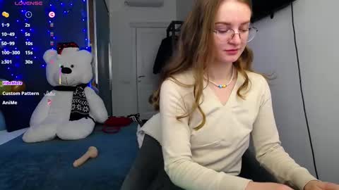 Snapshot of kate_jonson chatting on March 7, 7:52 am .Be kind and gentle with me and I will do my best for you. online show from March 7, 7:52 am