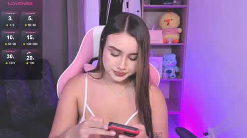 kate rous online show from April 2, 7:26 am