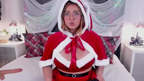 kateanderss online show from December 18, 10:27 pm
