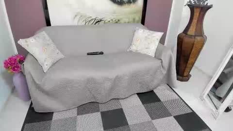 Snapshot of katedolly chatting on October 12, 4:49 am KateDolly online show from October 12, 4:49 am