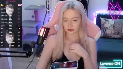 Lisa online show from December 20, 4:41 am