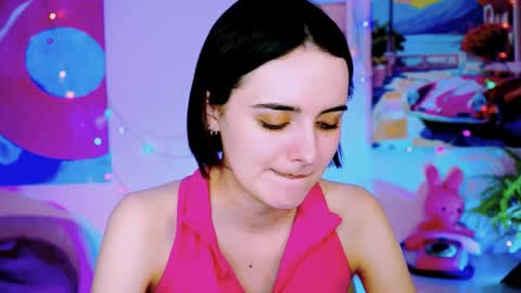 katewillows online show from March 31, 8:48 am