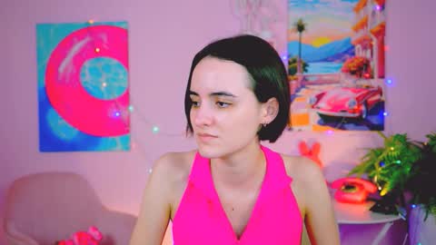 katewillows online show from January 11, 9:04 am