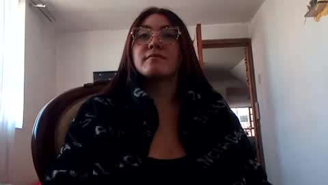 catalina online show from December 5, 12:39 pm