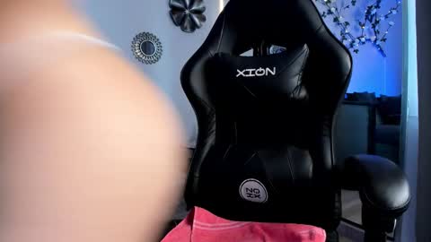 KATHE ANDERSON online show from October 8, 3:18 pm