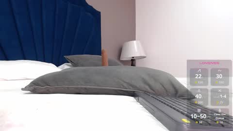 Katia Foster online show from October 9, 2:55 pm