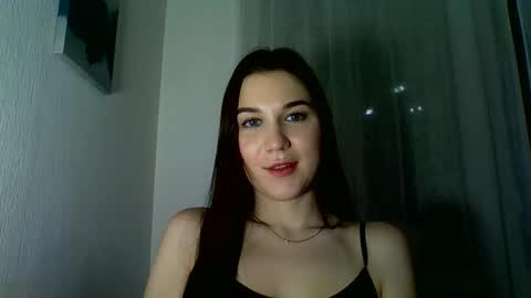 katie_foxi online show from December 3, 5:13 pm