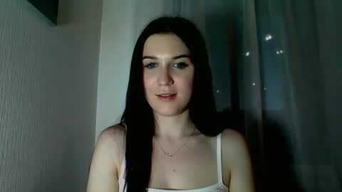 katie_foxi online show from May 24, 12:07 am