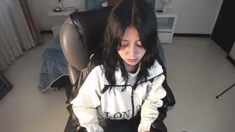 Snapshot of katnia_and_marcuz chatting on February 10, 12:08 pm Katnia and Marcuz online show from February 10, 12:08 pm