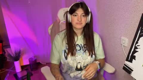   naked in pvt show 100 tk online show from October 24, 10:54 pm