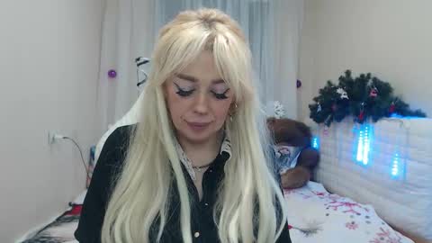 katrinacharm online show from December 16, 8:04 pm