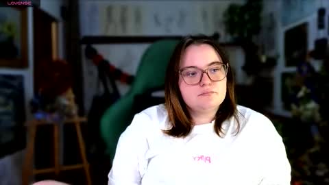 Snapshot of katrinclub chatting on October 21, 6:33 pm Katrin online show from October 21, 6:33 pm