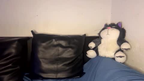 kattia online show from March 18, 5:46 am