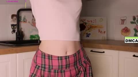 I dont know whats gonna happen today but my name is Katty and lets start being friends online show from May 24, 10:05 pm