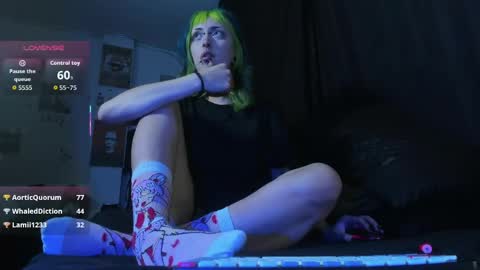kattx   independent model online show from May 16, 5:37 am