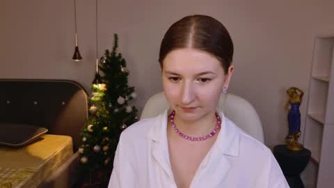 katty_bacchus_ online show from January 13, 7:53 pm